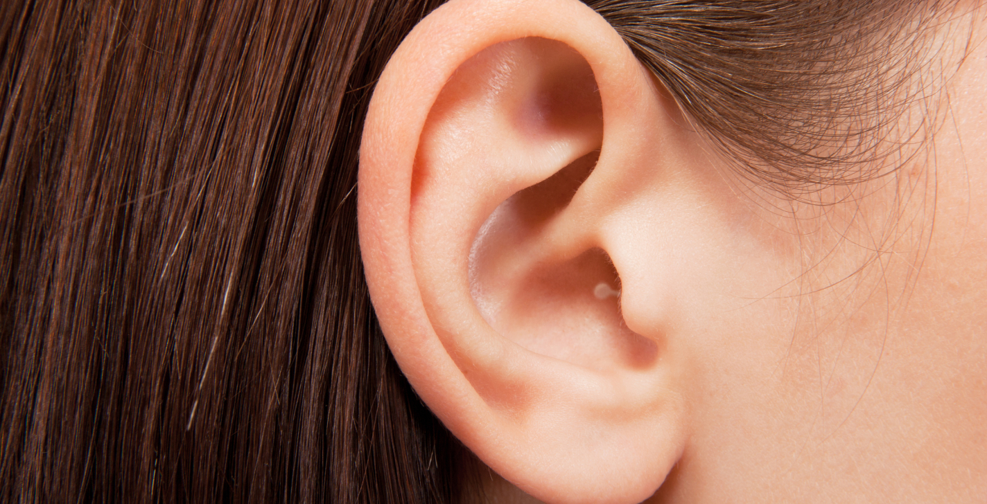 Exemple appareil auditif intra-auriculaire dans l'oreille